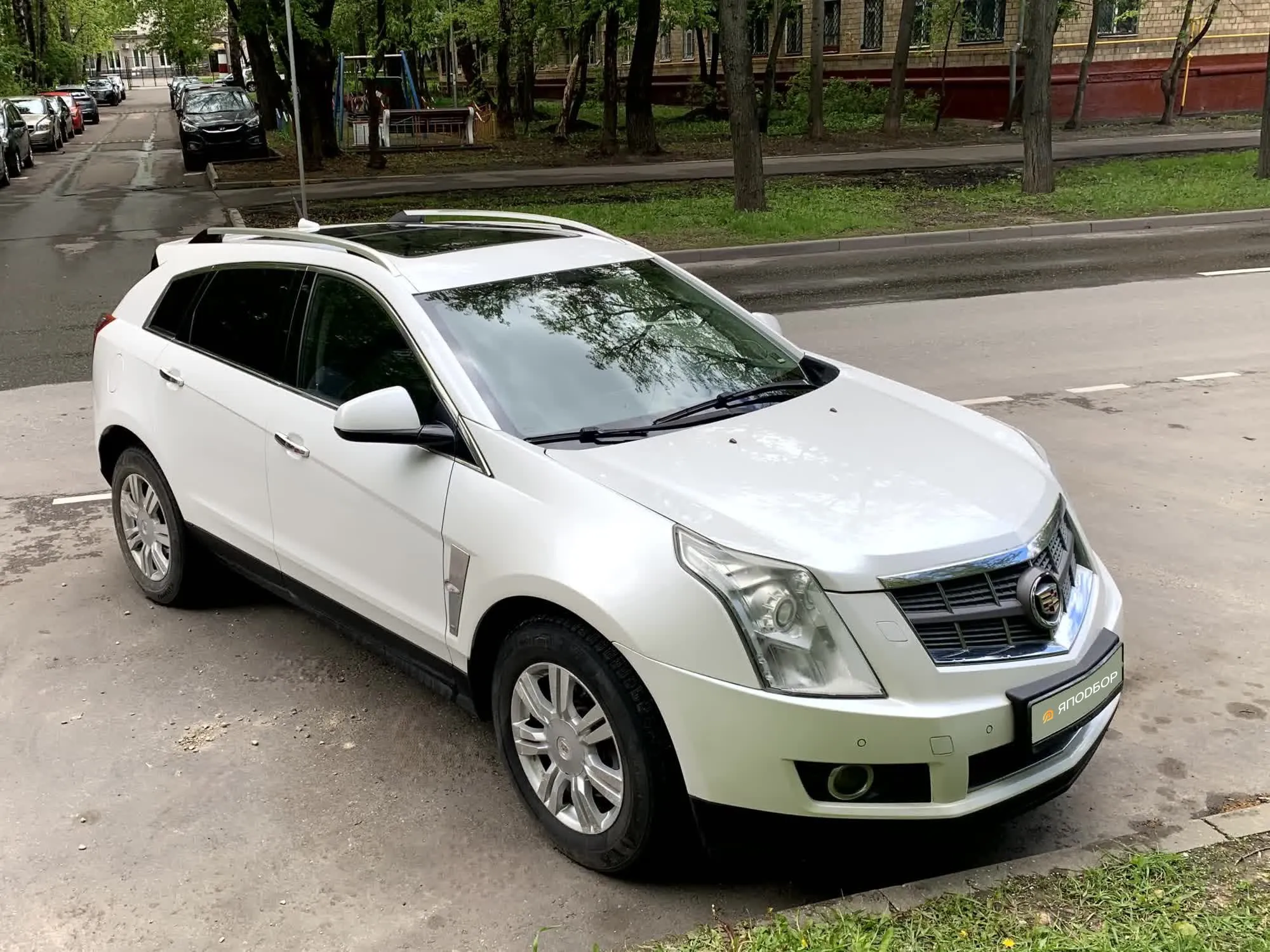 CADILLAC SRX