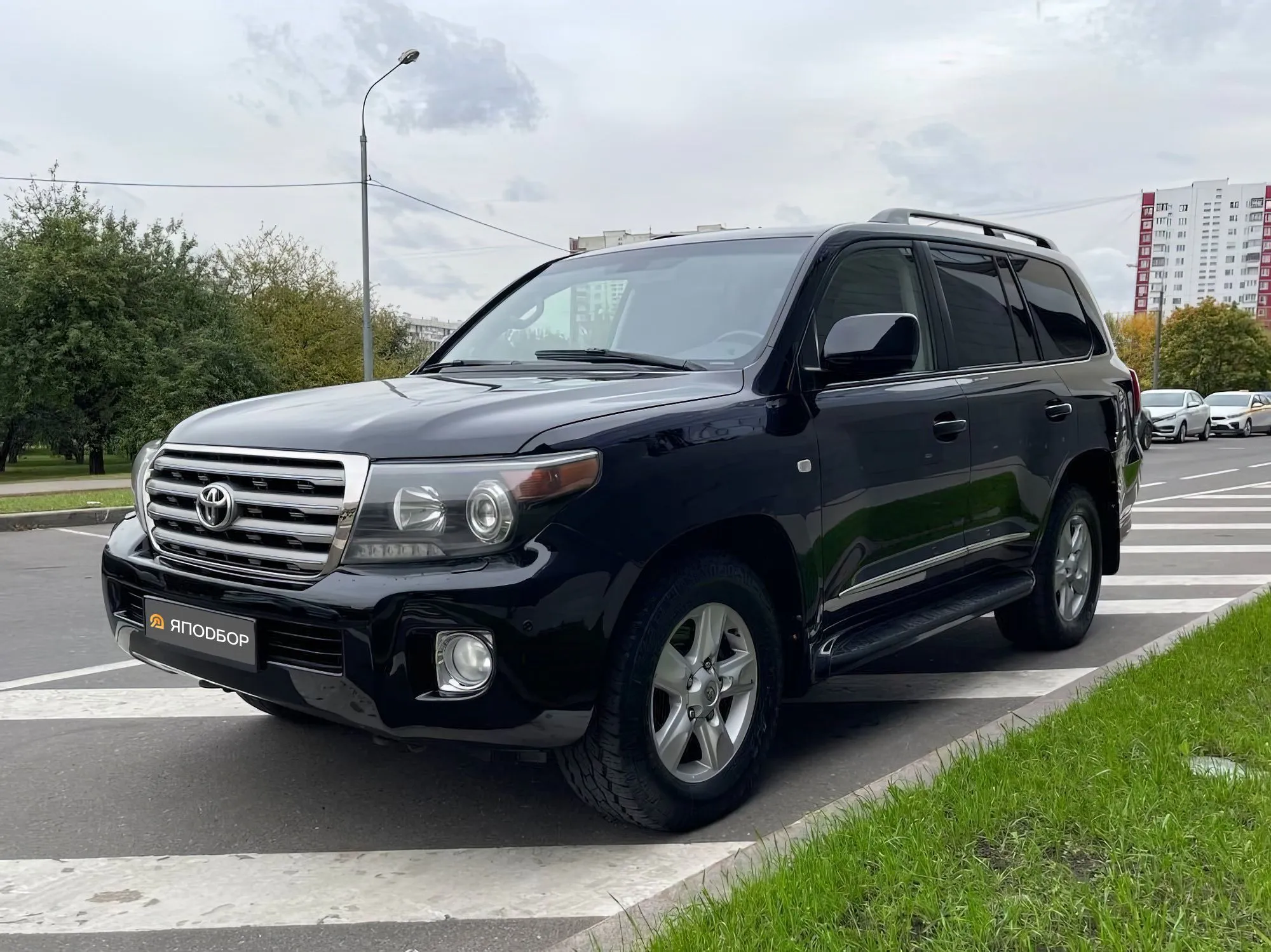 TOYOTA LAND CRUISER