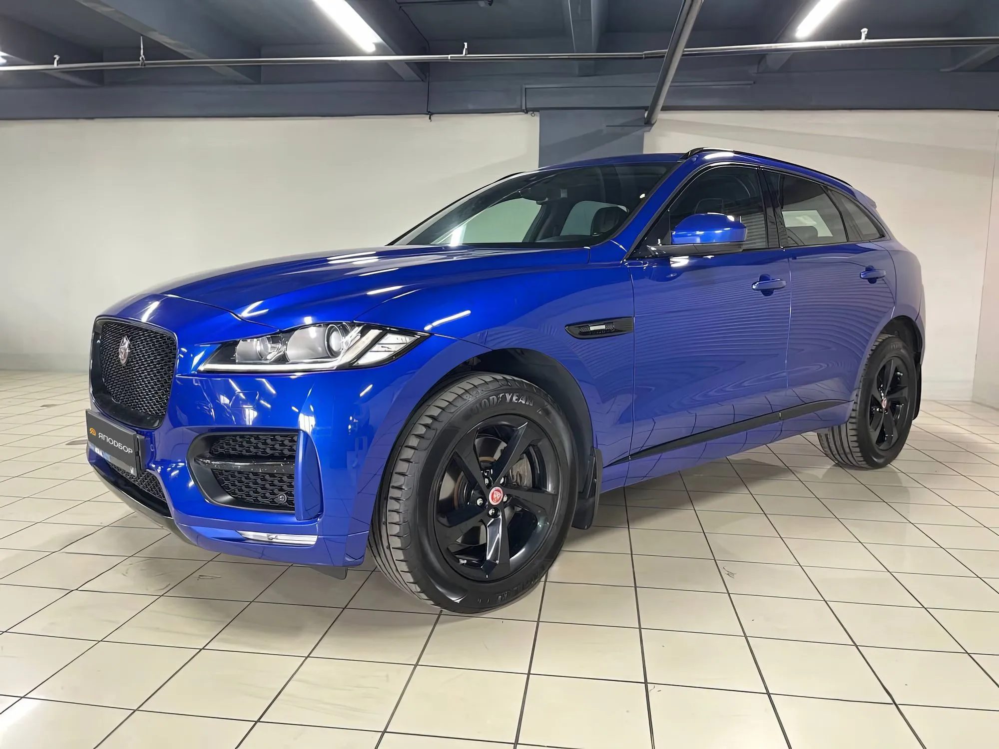 JAGUAR F-PACE